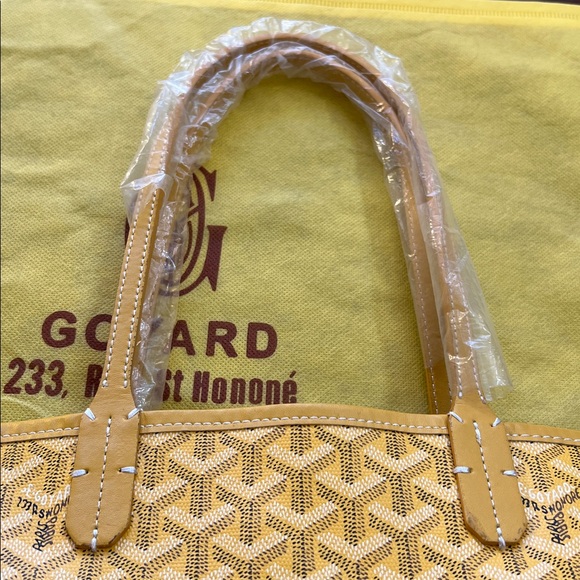 Designer inspired tote bag ( NWT ) - Picture 16 of 16